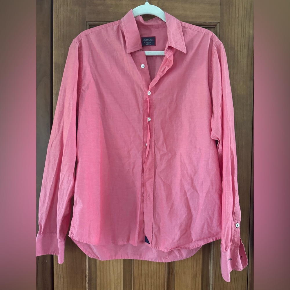 UNTUCKit Slim Fit Button-Up Shirt Men’s Medium Light Red Cotton Long Sleeve Top